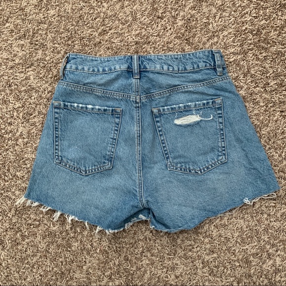 Garage Denim Mom Shorts - Picture 7 of 7